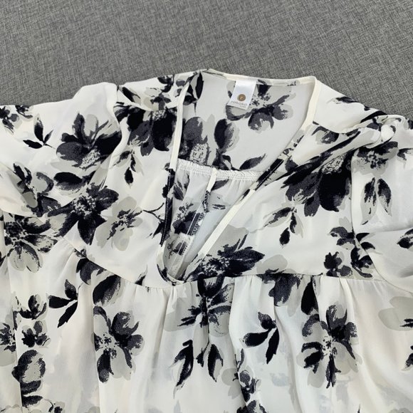 Rokoko Floral Flowy Chiffon Dress Relaxed Fit Small Polyester Short Sleeve Vneck - Picture 9 of 11